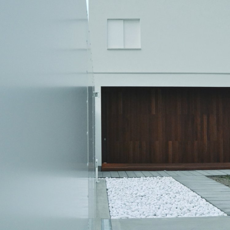 the minimum [is] when every component, every detail, and every junction has been reduced or condensed to the essentials.  john pawson